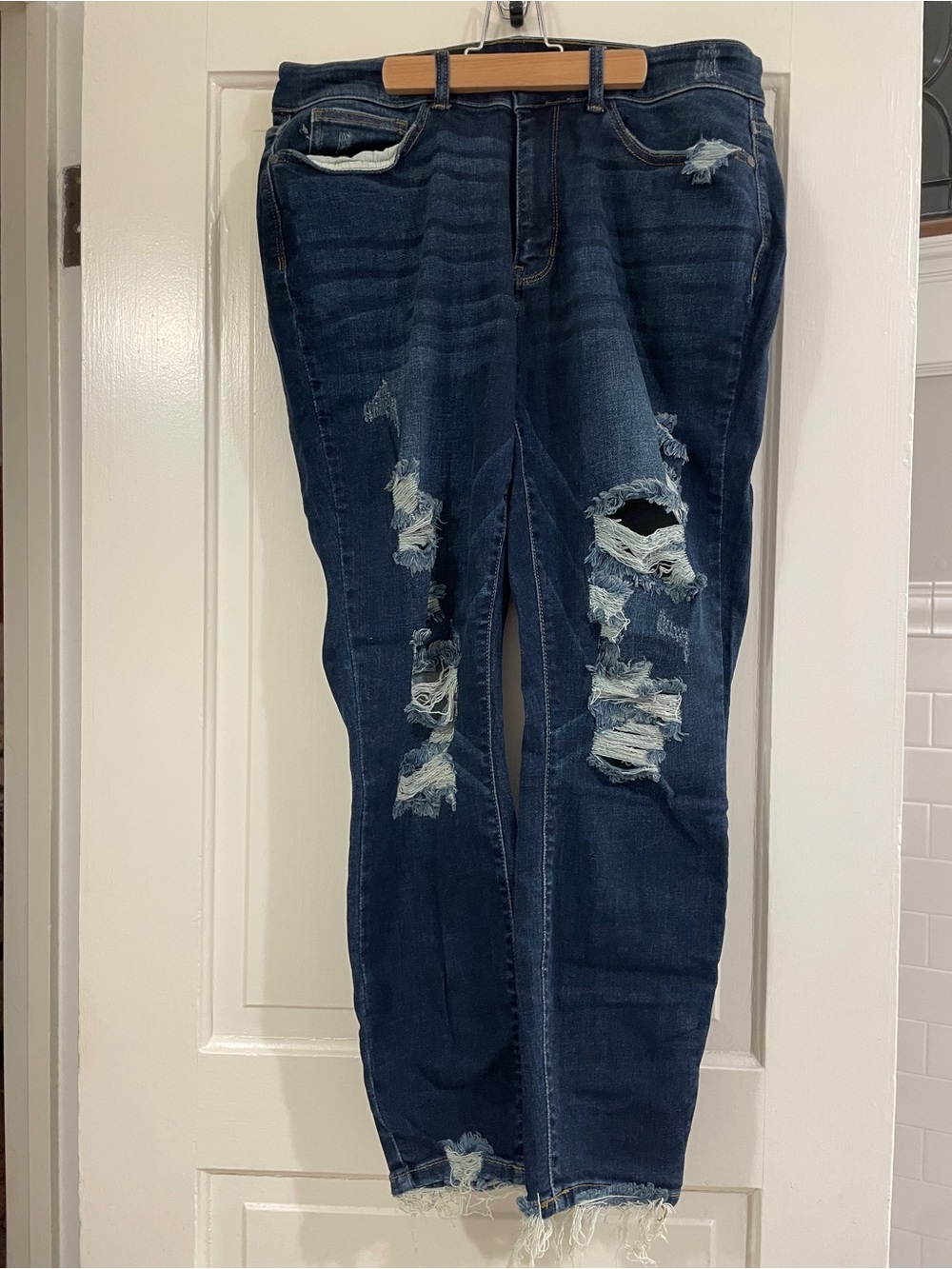 Judy Blue Dark Blue Distressed Skinny Jeans